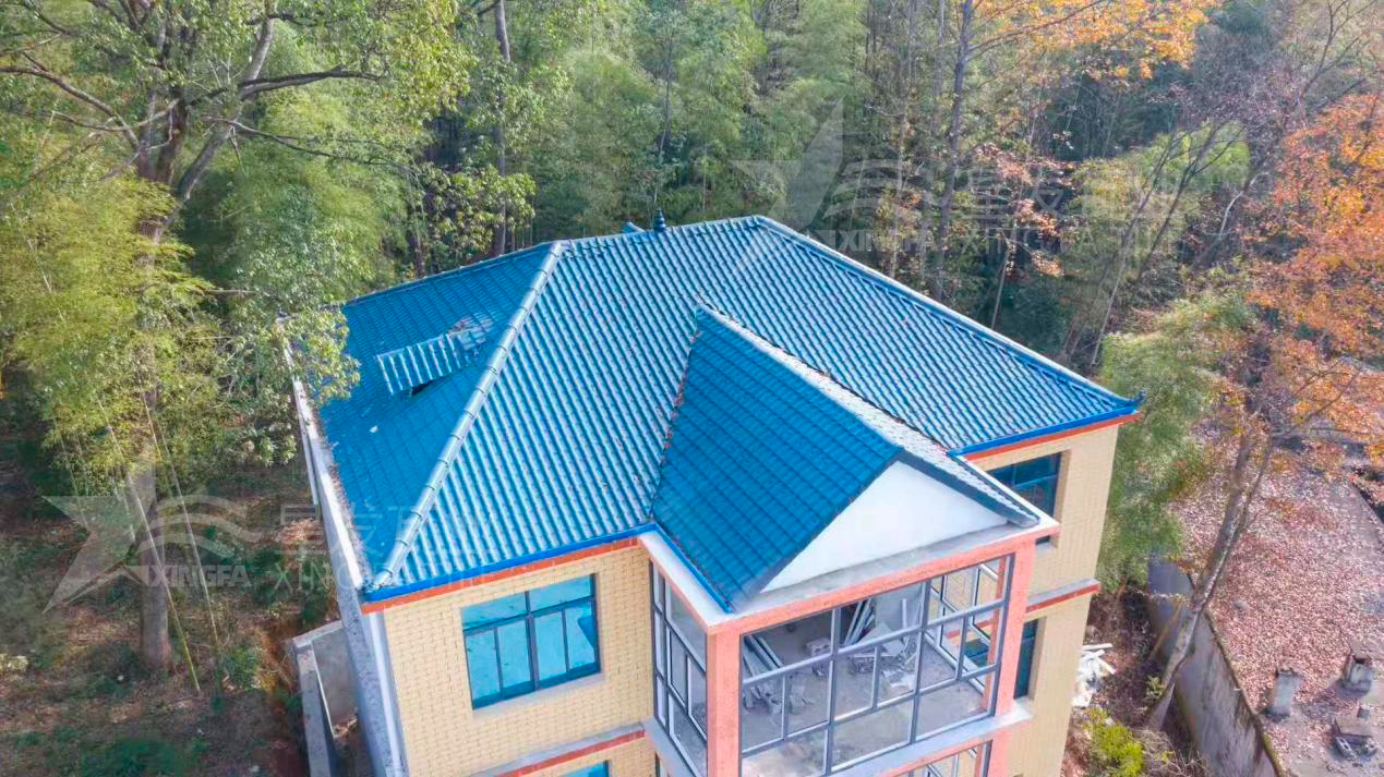 農(nóng)村老舊房屋改造翻新，眾人都首選合成樹(shù)脂瓦的真實(shí)原因？