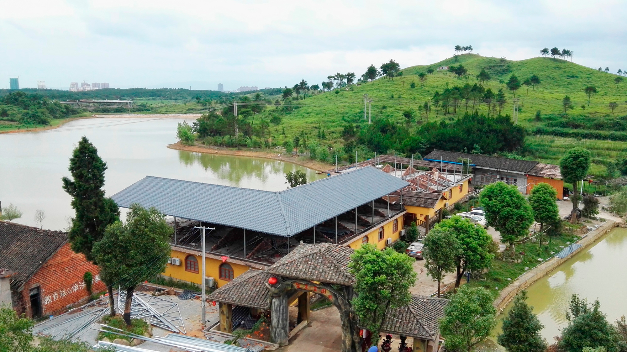 關(guān)于合成樹脂瓦行業(yè)的3大謠言，學(xué)到就是賺到！