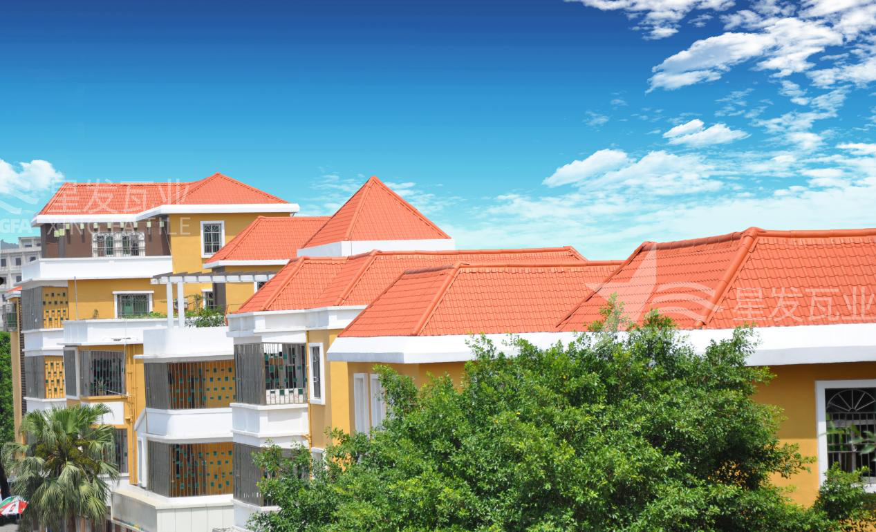 不要讓陽(yáng)光“毀容”你的屋頂，合成樹(shù)脂瓦告訴你如何防褪色