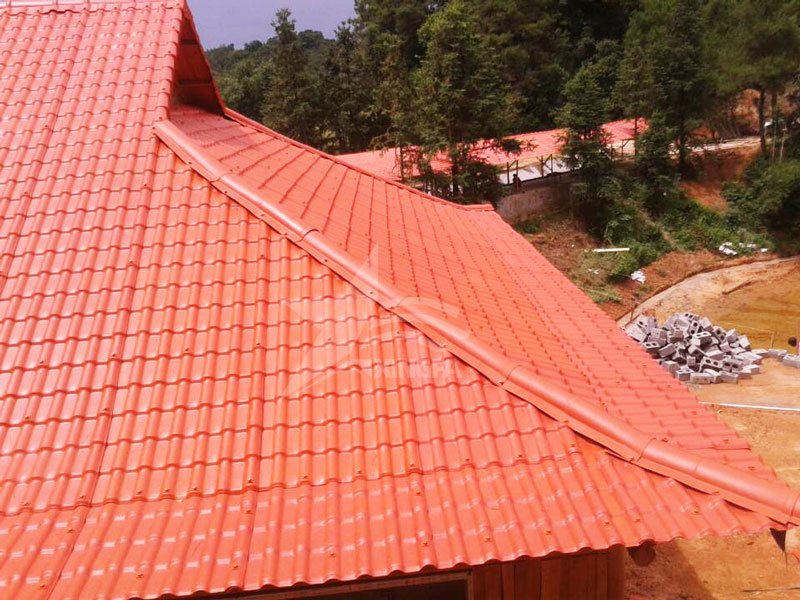 樹(shù)脂瓦防水性能，樹(shù)脂瓦的防水物理特性暴雨也不怕